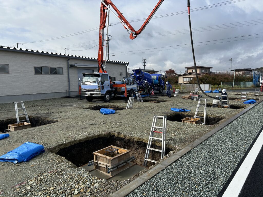 日東商事㈱物流センター車庫基礎工事